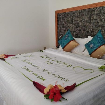 Island Life Maldives Retreat & Spa Magoodhoo Dış mekan fotoğraf